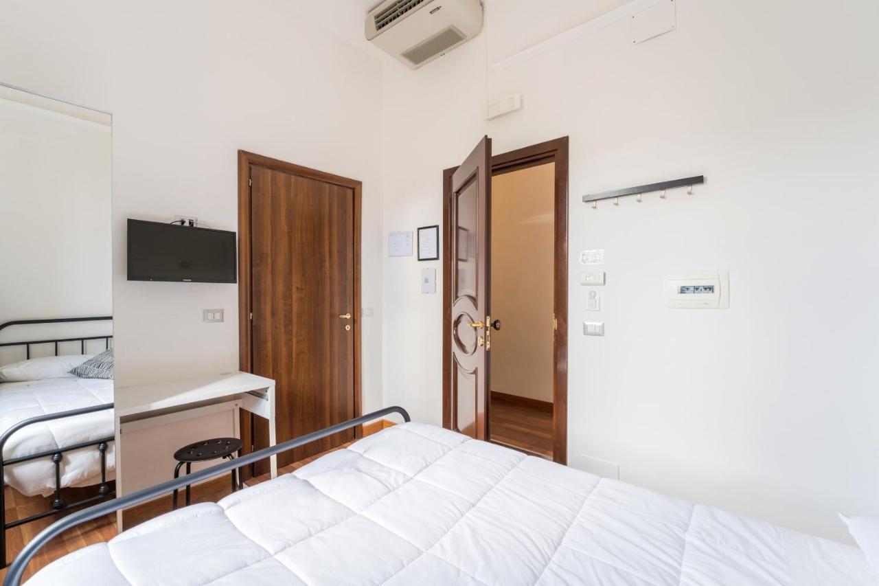 Rooms Piramide Ρώμη Εξωτερικό φωτογραφία