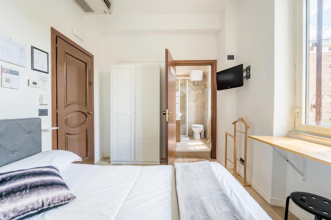 Rooms Piramide Ρώμη Εξωτερικό φωτογραφία