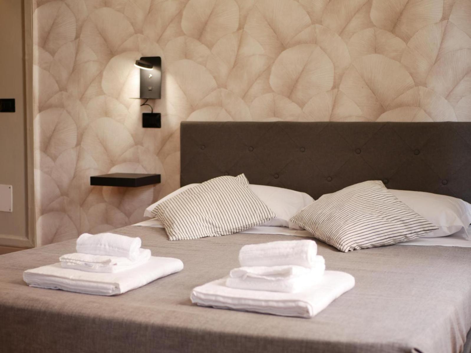 Rooms Piramide Ρώμη Εξωτερικό φωτογραφία